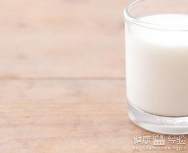 牛奶炖香菇可以治鼻炎嗎??
