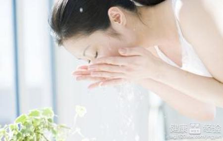洗鼻有助預防鼻窦炎