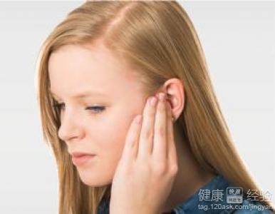 耳鳴是什麼原因引起的呢