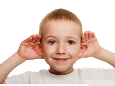中耳炎有什麼症狀 中耳炎的類別
