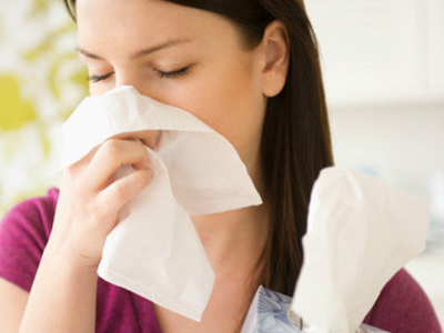 過敏性鼻炎是因為什麼導致的