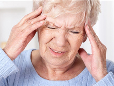 老人高血壓鼻子出血是什麼原因？