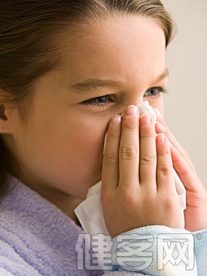 過敏性鼻炎反復發作是由哪些因素引起的