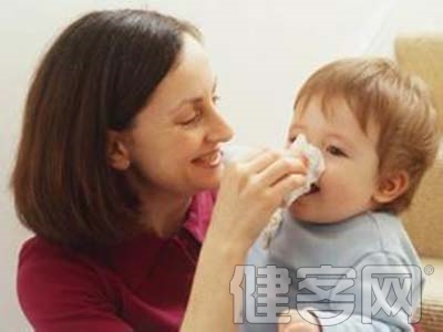 小兒鼻炎發作的原因有哪些