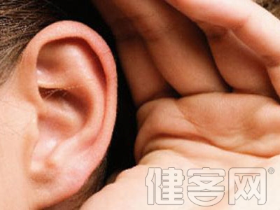 哪些原因是誘發滲出性中耳炎的主因