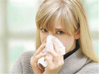 粉塵少接觸 五個方面預防咽喉炎