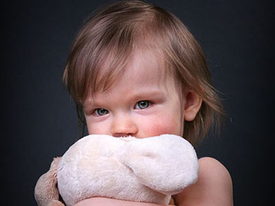 嬰幼兒治療中耳炎可用抗生素