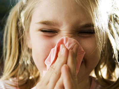 如何緊急處理孩子的鼻外傷