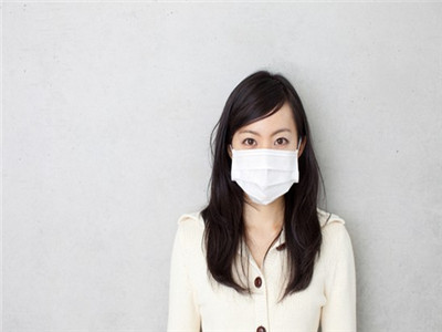配戴口罩可預防慢性鼻炎