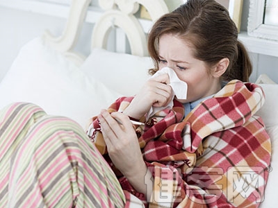 感冒與過敏性鼻炎症狀相似 有效治療要分辨清楚