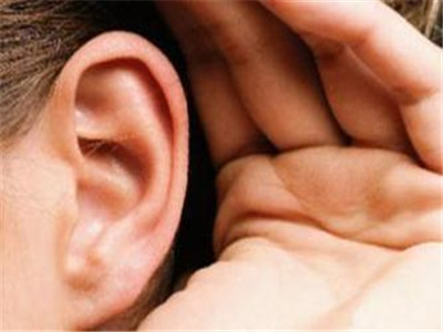 什麼是滲出性中耳炎?
