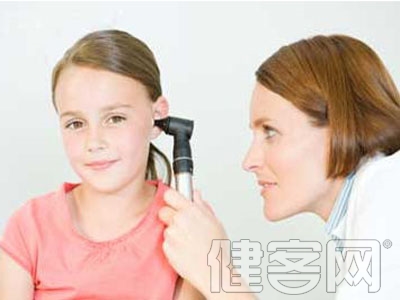 慢性中耳炎有哪些並發症？