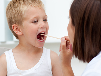 哪些病因導致寶寶咽痛？