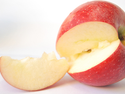 咽喉痛吃什麼水果？