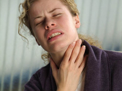 烈日炎炎咽喉腫痛 感冒發熱該怎麼辦