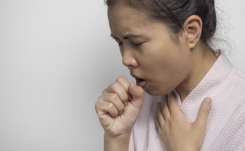 咽炎的早期症狀有哪些 咽炎的早期症狀是怎樣的 如何預防咽炎