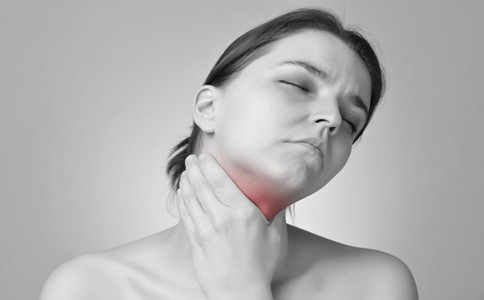 急性咽炎的症狀 急性咽炎不能吃什麼 急性咽炎的發病原因