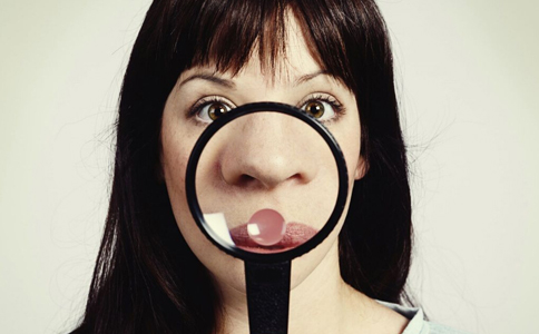 鼻子不通是鼻息肉原因嗎 鼻息肉有哪些表現 如何檢查是否患有鼻息肉