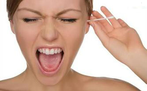 掏耳朵時需注意哪些 掏耳朵時有哪些禁忌 清理耳朵的方法