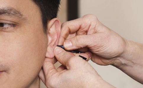 什麼是耳鳴 治療耳鳴的方法有哪些 耳鳴怎麼治療好